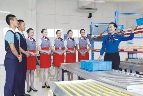 石家莊東華鐵路學校郵輪乘務
