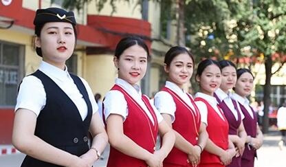初中畢業上石家莊鐵路學校學高鐵乘務專業怎么樣