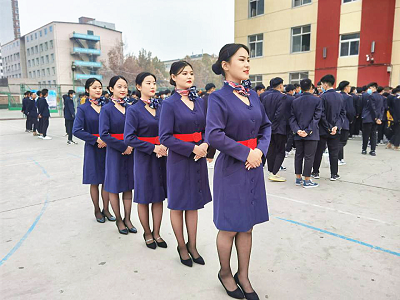 2021年石家莊鐵路學(xué)校航空服務(wù)專業(yè)收費標(biāo)準(zhǔn)
