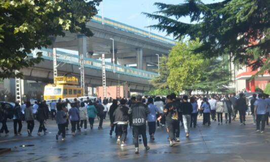 石家莊同創鐵路學校伙食費多少錢