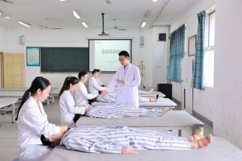 石家莊冀聯醫學中專學校升學報名資料