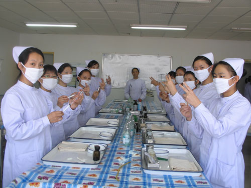 河北同仁醫學中等專業學校升學班招生專業