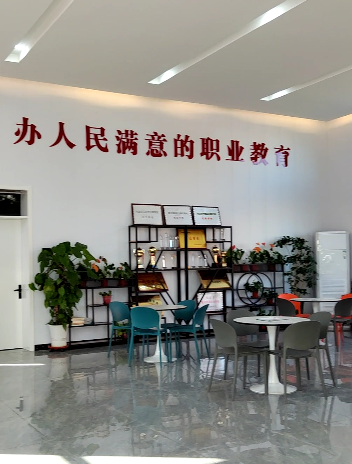 2025年河北同仁醫學中等專業學校春季班學費多少錢